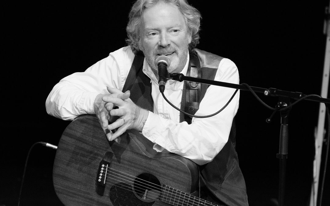 Reg Meuross online at Folk At The Barlow